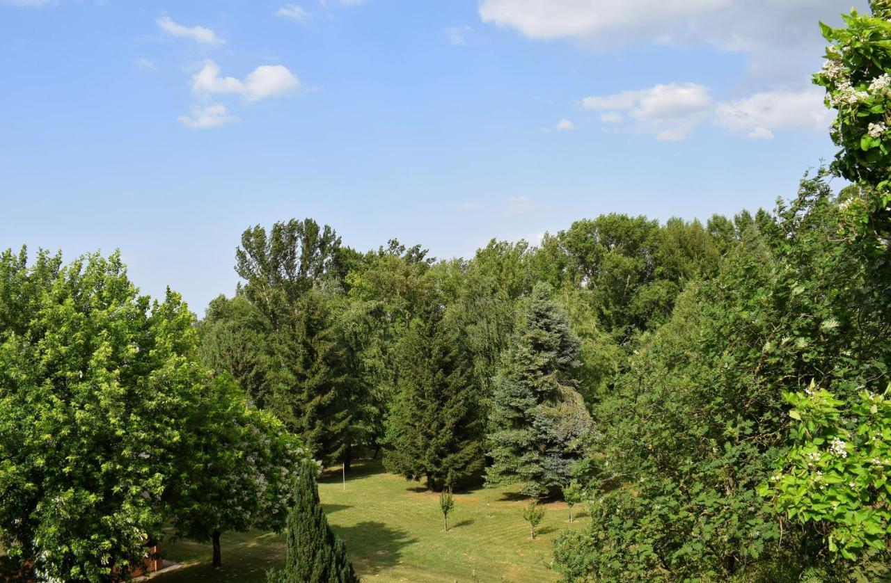 Helikon 31 Apartman Кестхей Екстер'єр фото